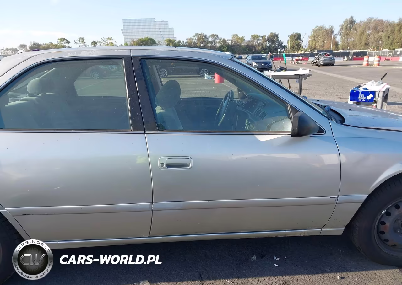 2000 Toyota Camry Le VIN:JT2BG22K5Y0527762 - 14