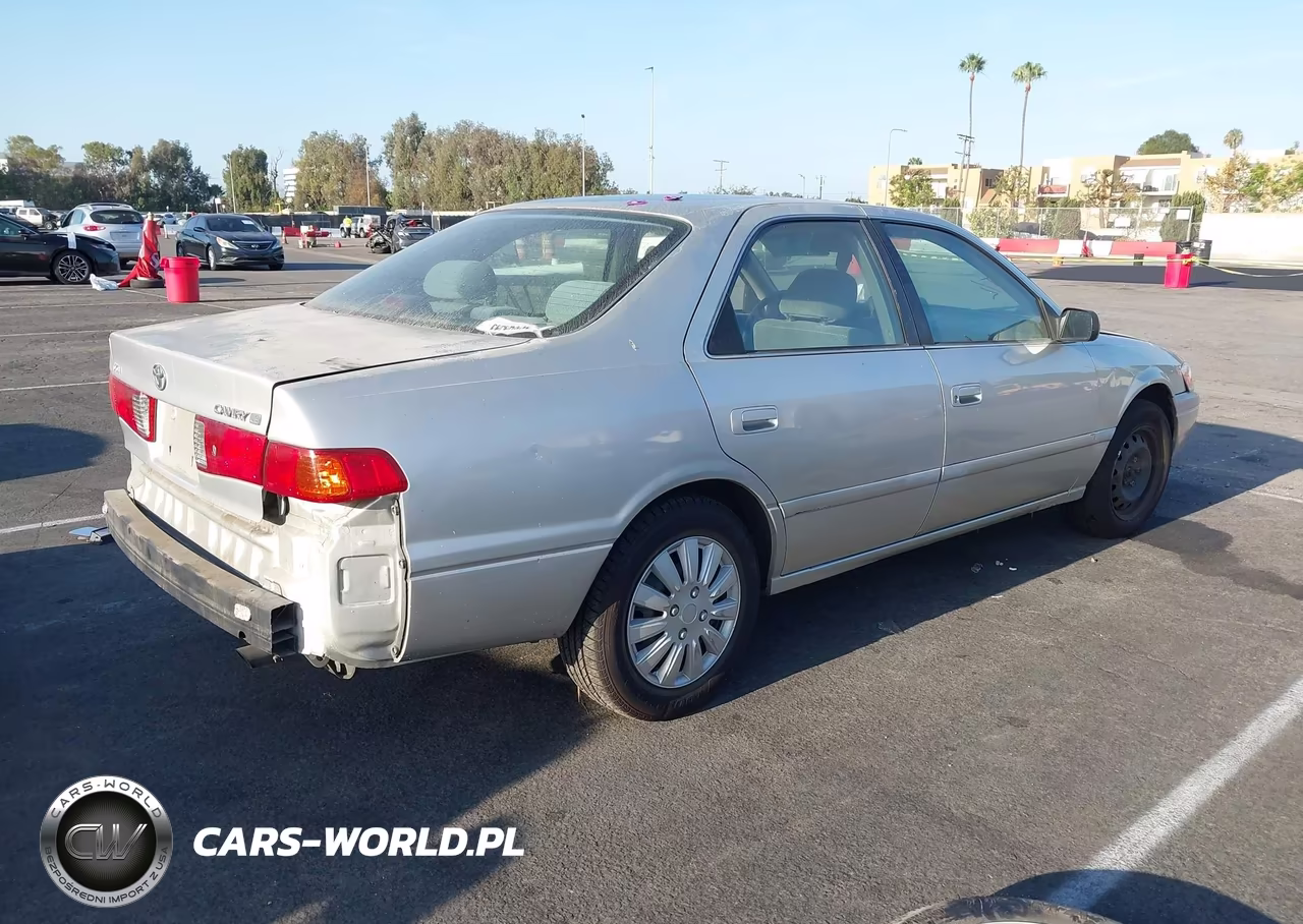 2000 Toyota Camry Le VIN:JT2BG22K5Y0527762 - 4