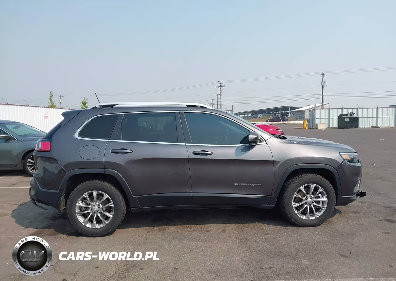 2019 Jeep Cherokee Latitude Plus 4X4 VIN:1C4PJMLN7KD192622 - 13