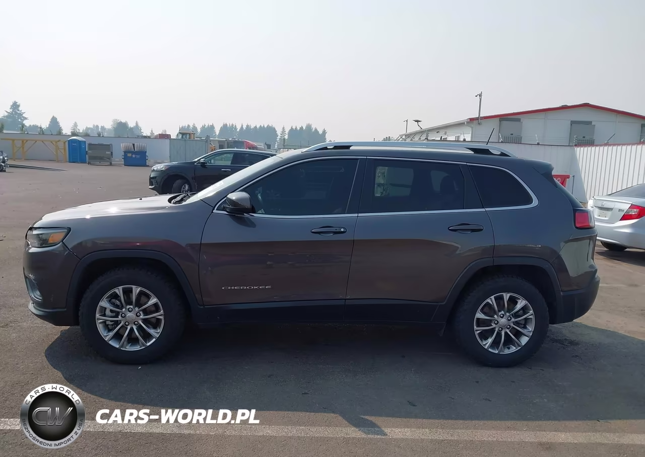 2019 Jeep Cherokee Latitude Plus 4X4 VIN:1C4PJMLN7KD192622 - 14