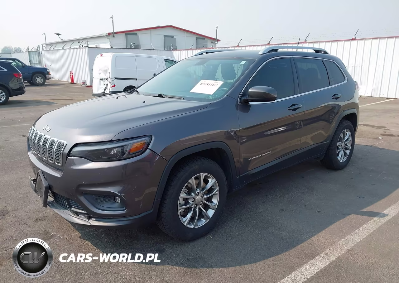 2019 Jeep Cherokee Latitude Plus 4X4 VIN:1C4PJMLN7KD192622 - 2