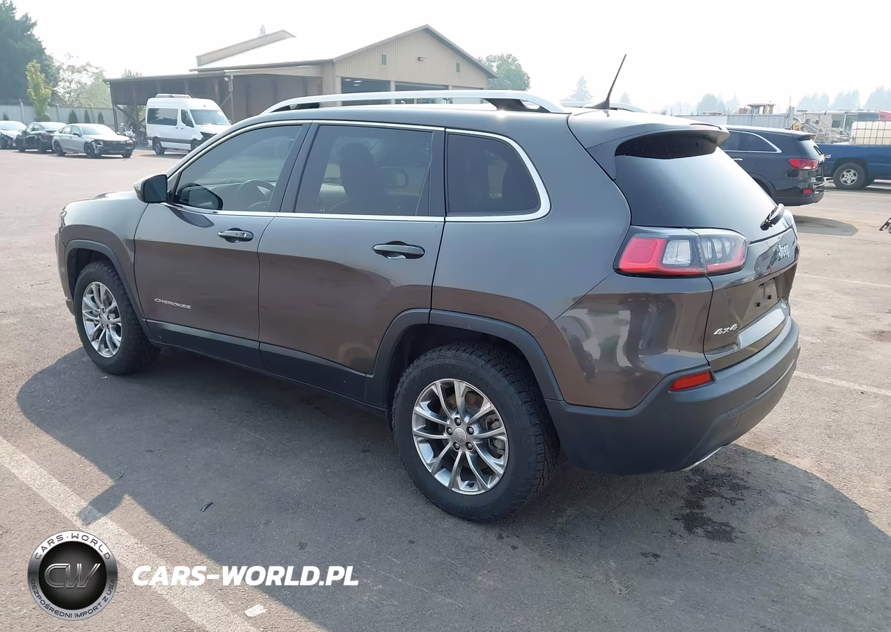 2019 Jeep Cherokee Latitude Plus 4X4 VIN:1C4PJMLN7KD192622 - 3