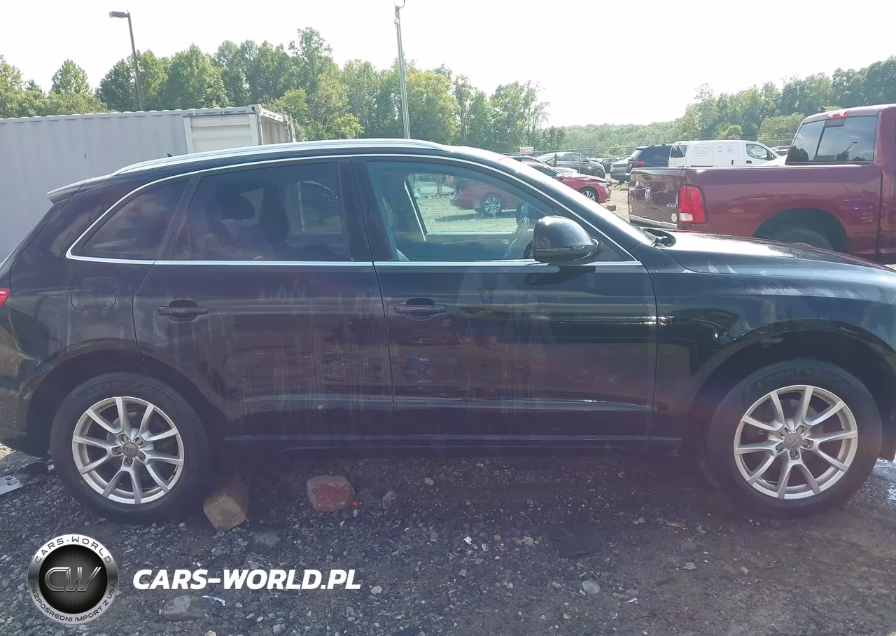 2011 Audi Q5 2.0T Premium VIN:WA1LFAFP5BA065505 - 13
