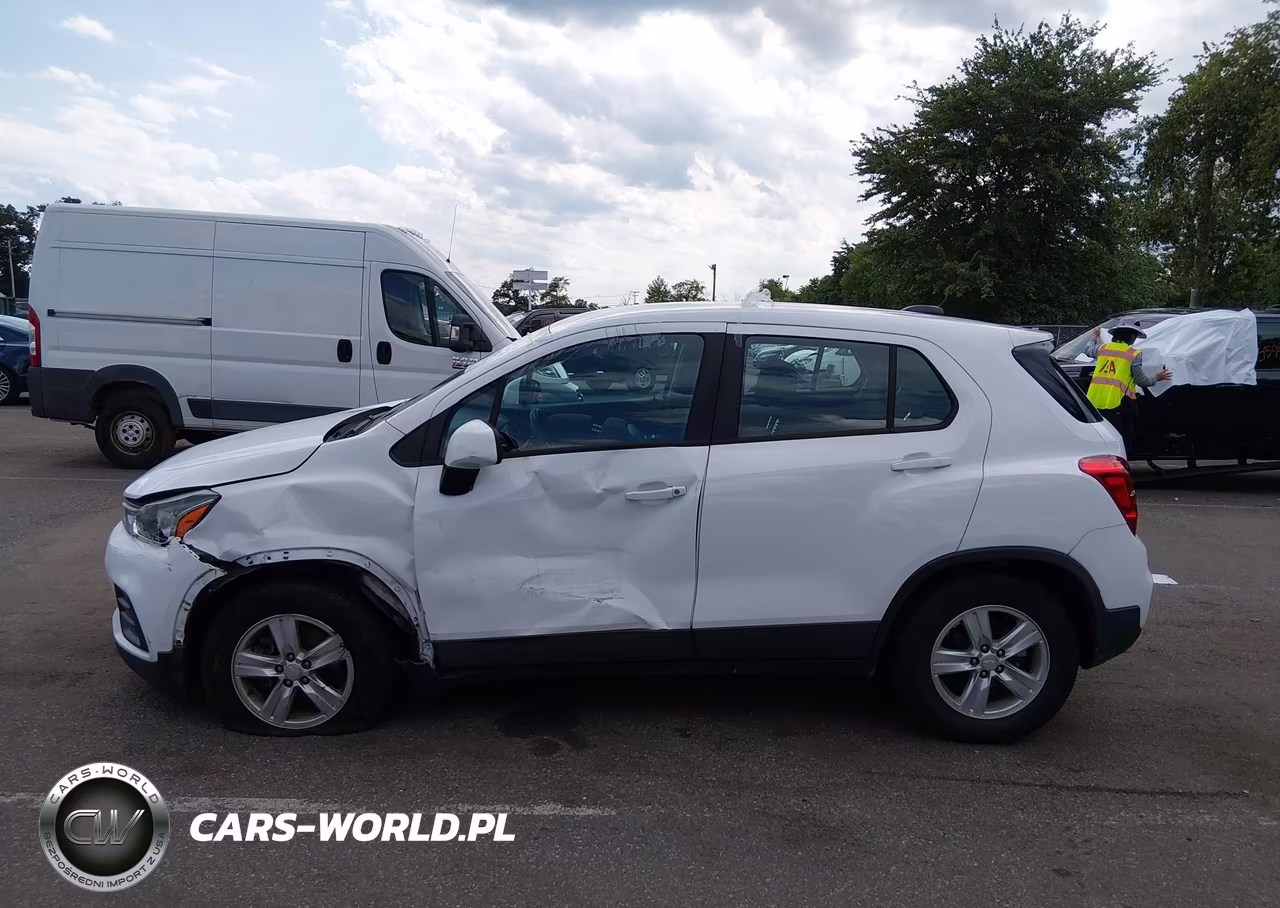 2018 Chevrolet Trax Ls VIN:3GNCJNSB9JL328437 - 14