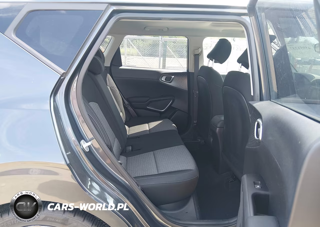 2020 Kia Soul Gt-Line VIN:KNDJ63AU3L7016260 - 8