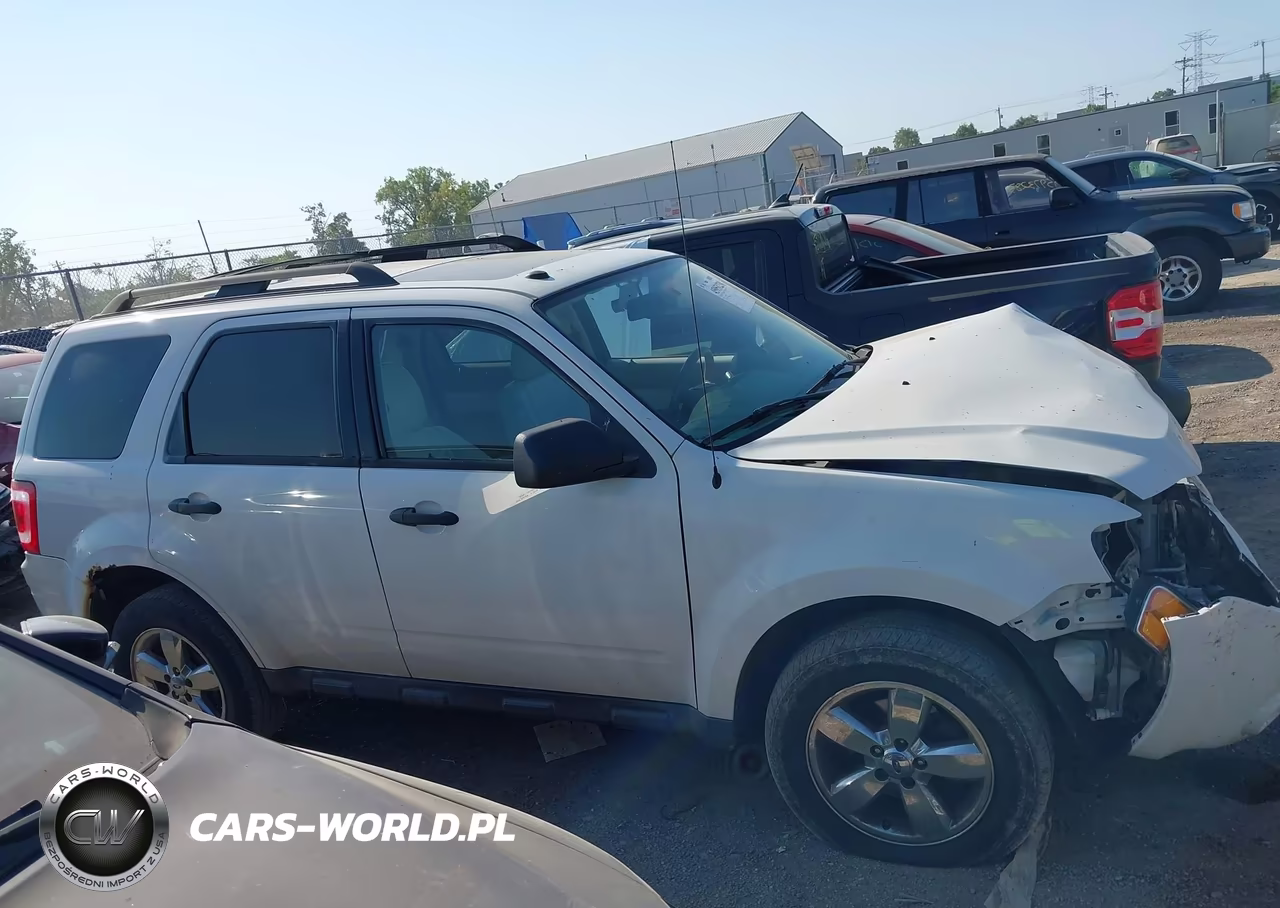 2010 Ford Escape Xlt VIN:1FMCU0D7XAKA31962 - 13