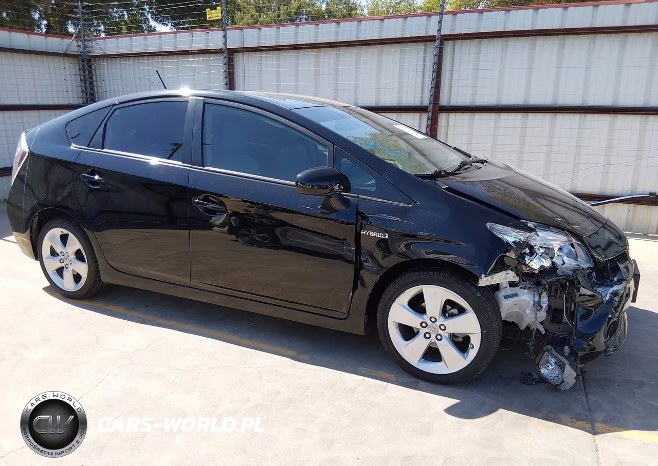 2015 Toyota Prius Five VIN:JTDKN3DU3F1932558 - 14