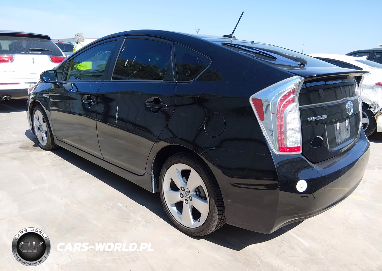 2015 Toyota Prius Five VIN:JTDKN3DU3F1932558 - 3