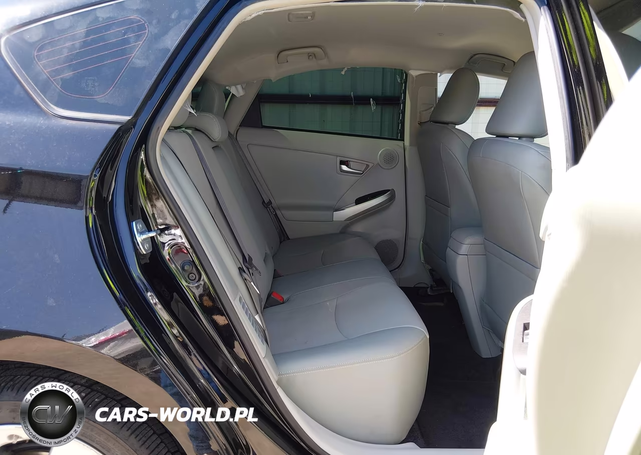 2015 Toyota Prius Five VIN:JTDKN3DU3F1932558 - 8