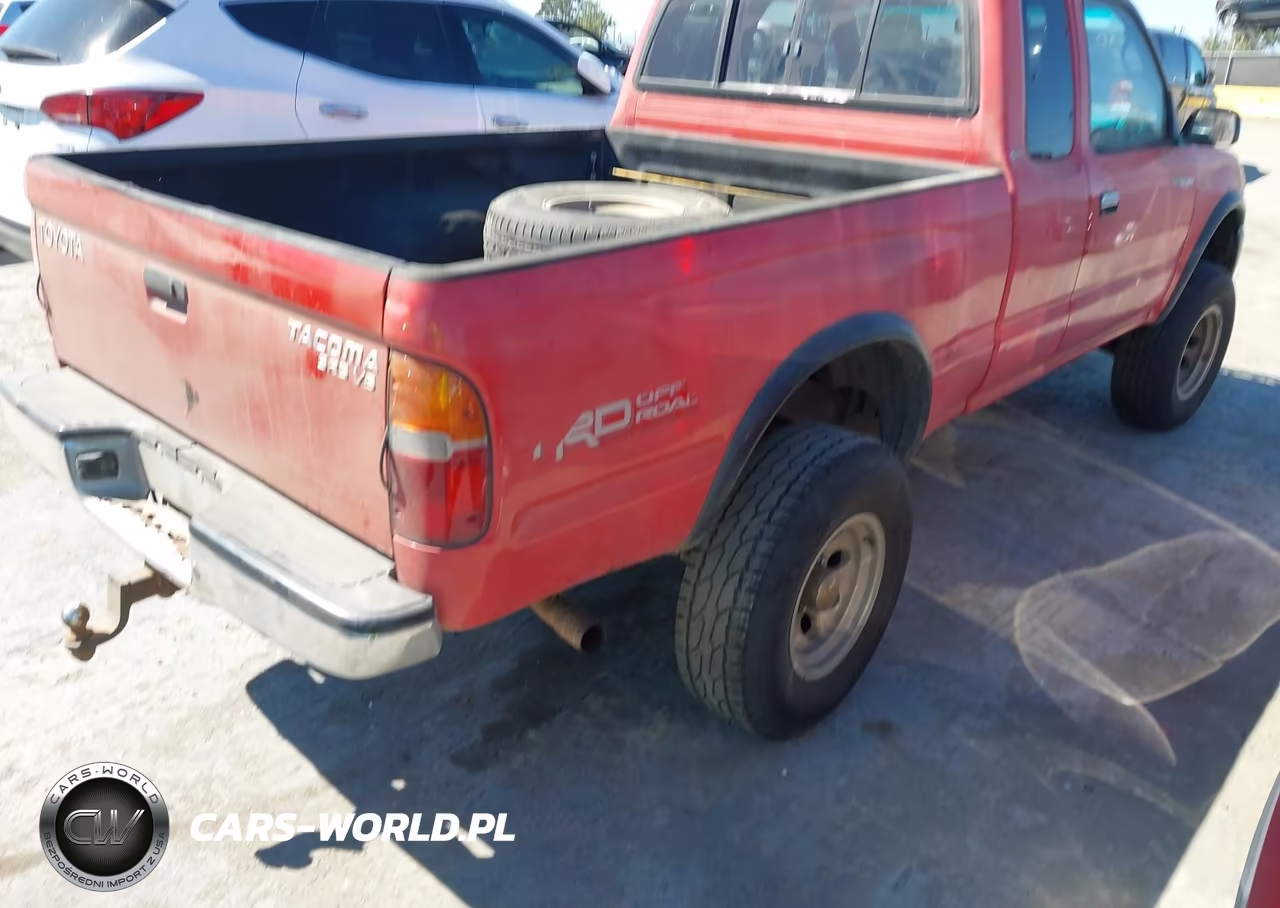 1999 Toyota Tacoma VIN:4TAWN72N8XZ569547 - 4