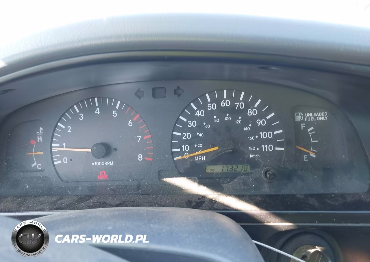 1999 Toyota Tacoma VIN:4TAWN72N8XZ569547 - 7
