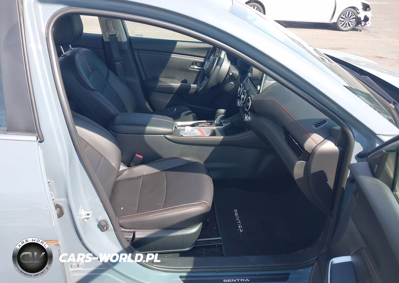 2025 Nissan Sentra Sr VIN:3N1AB8DV4SY235693 - 5