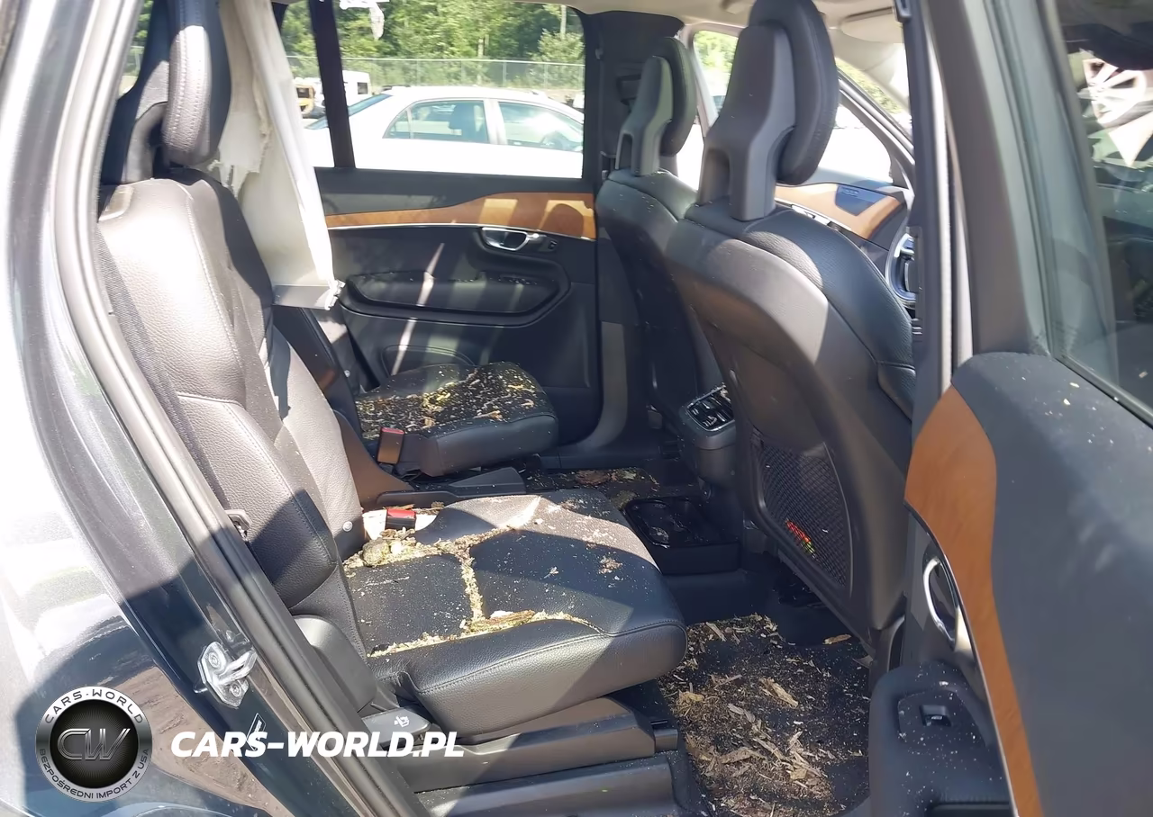 2021 Volvo Xc90 T6 Momentum 6 Passenger VIN:YV4A221K2M1723176 - 8