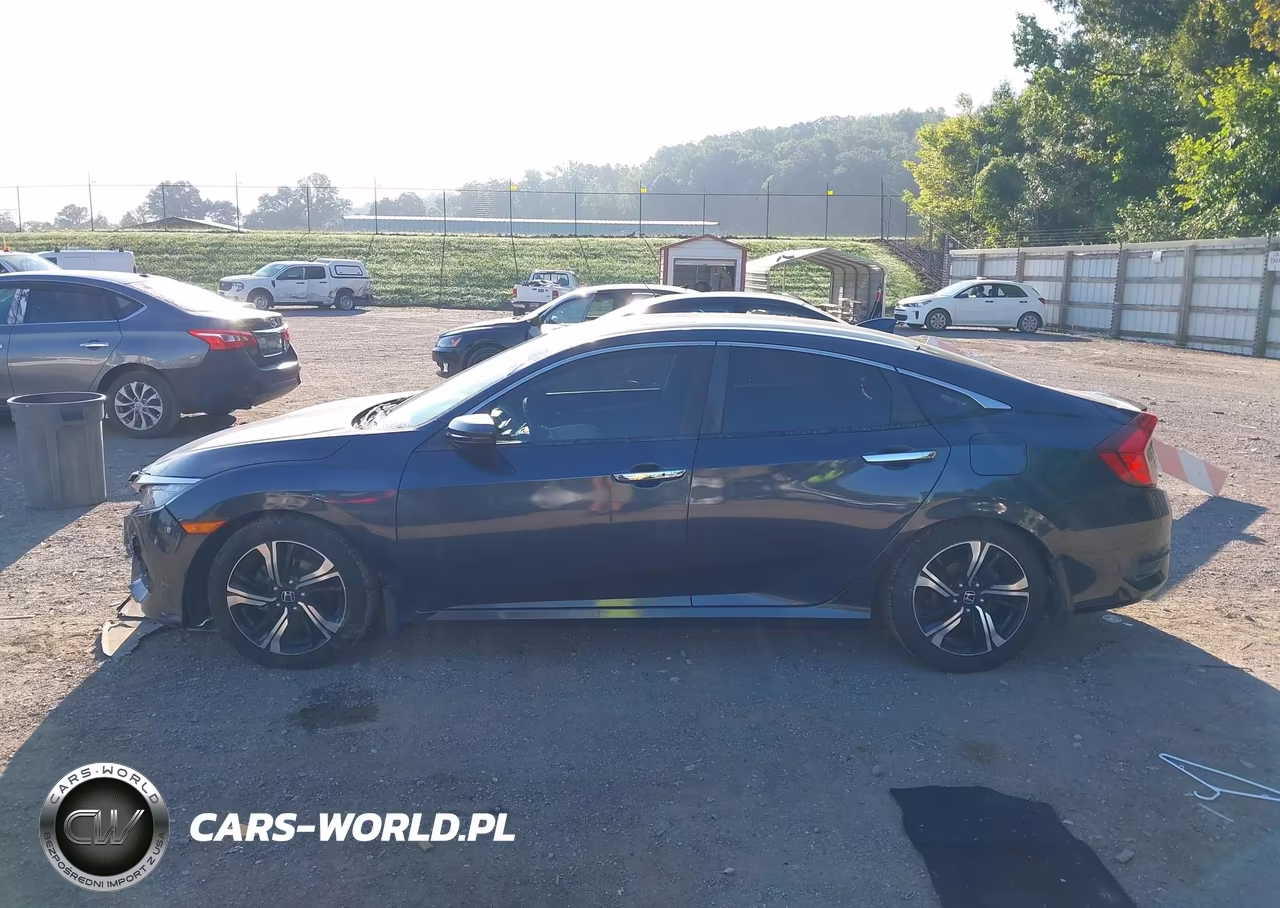 2018 Honda Civic Touring VIN:JHMFC1F95JX008034 - 14