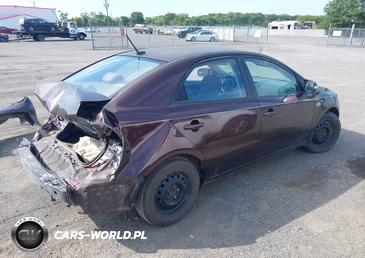 2010 Kia Forte Ex VIN:KNAFU4A26A5047900 - 4