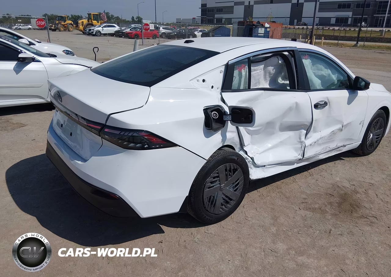 2026 Nissan Sentra S VIN:3N1AB9BV1TY216674 - 4