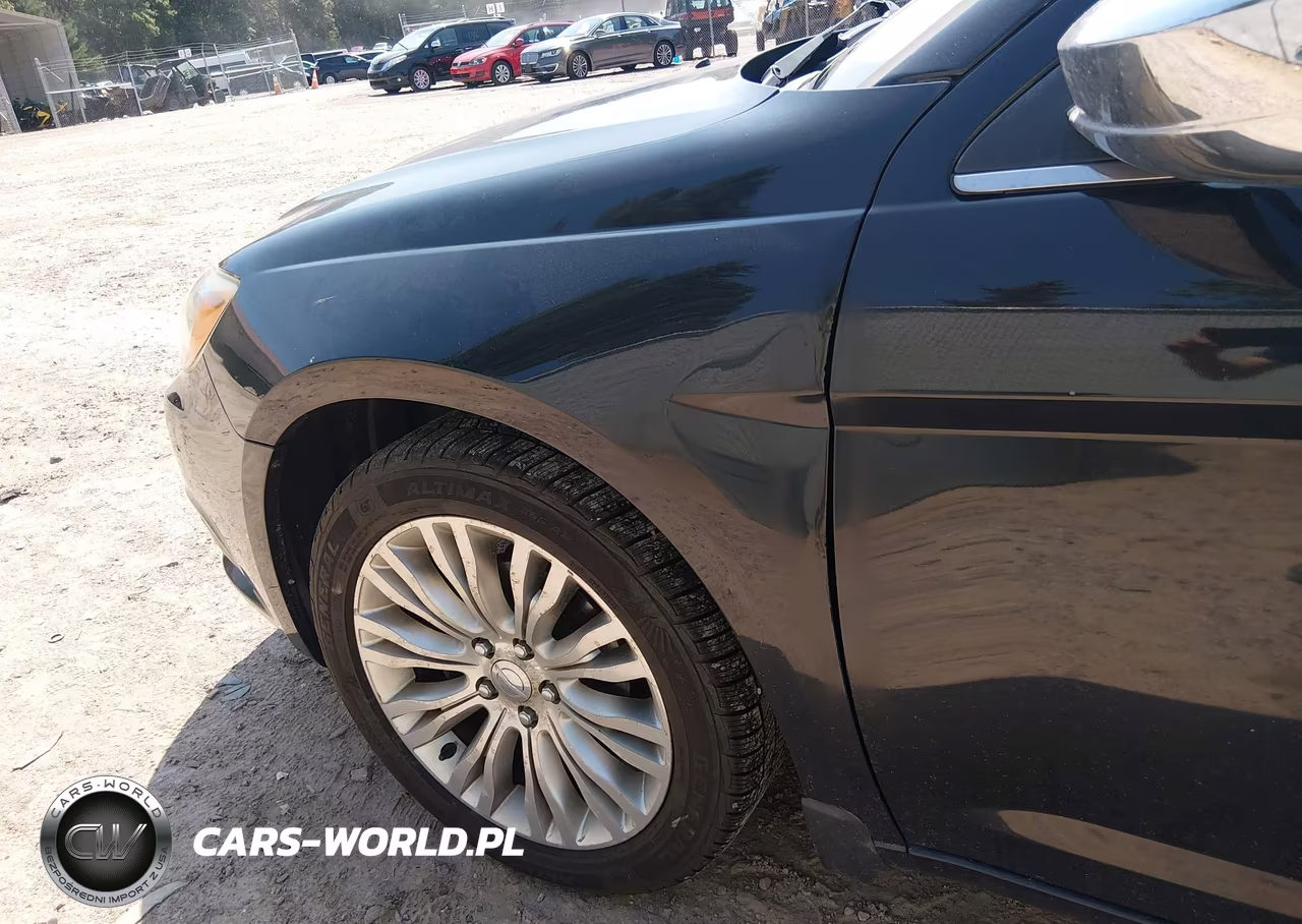 2011 Chrysler 200 Limited VIN:1C3BC2FG5BN517689 - 6