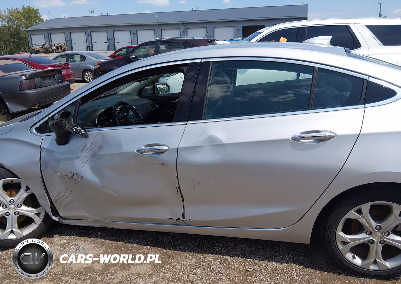 2017 Chevrolet Cruze Premier Auto VIN:1G1BF5SM1H7187734 - 14