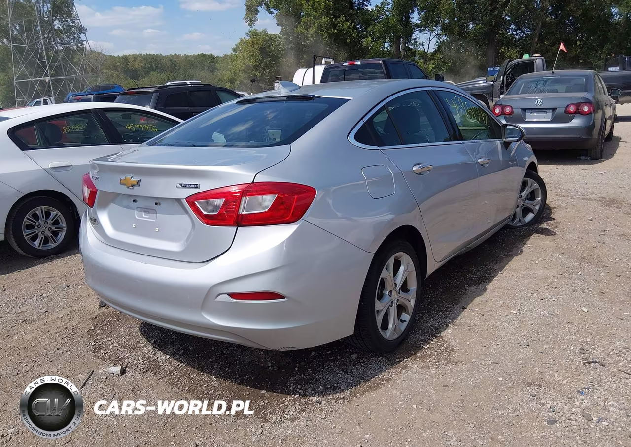 2017 Chevrolet Cruze Premier Auto VIN:1G1BF5SM1H7187734 - 4