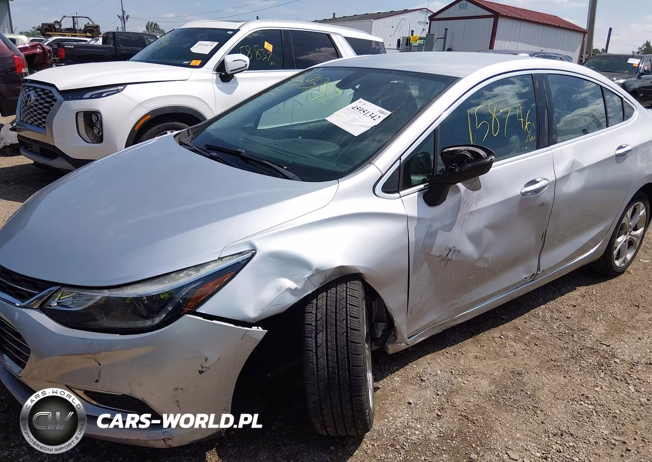 2017 Chevrolet Cruze Premier Auto VIN:1G1BF5SM1H7187734 - 6
