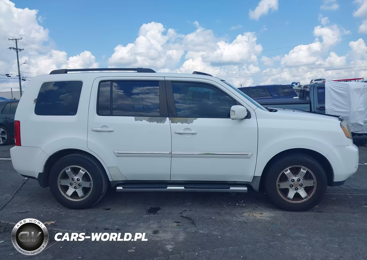 2010 Honda Pilot Touring VIN:5FNYF4H90AB004788 - 13