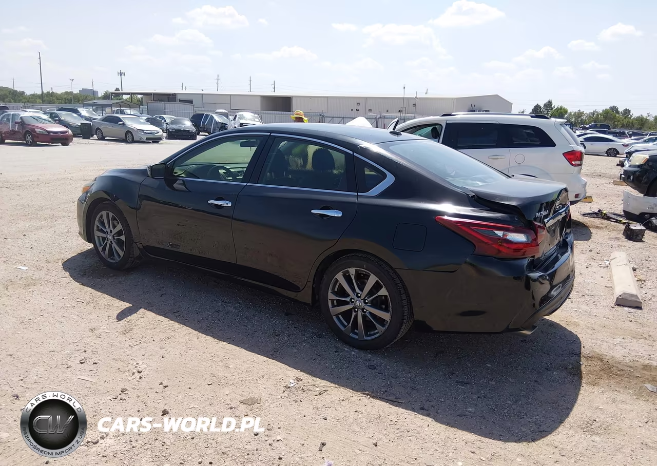 2018 Nissan Altima 2.5 Sr VIN:1N4AL3AP4JC198760 - 3