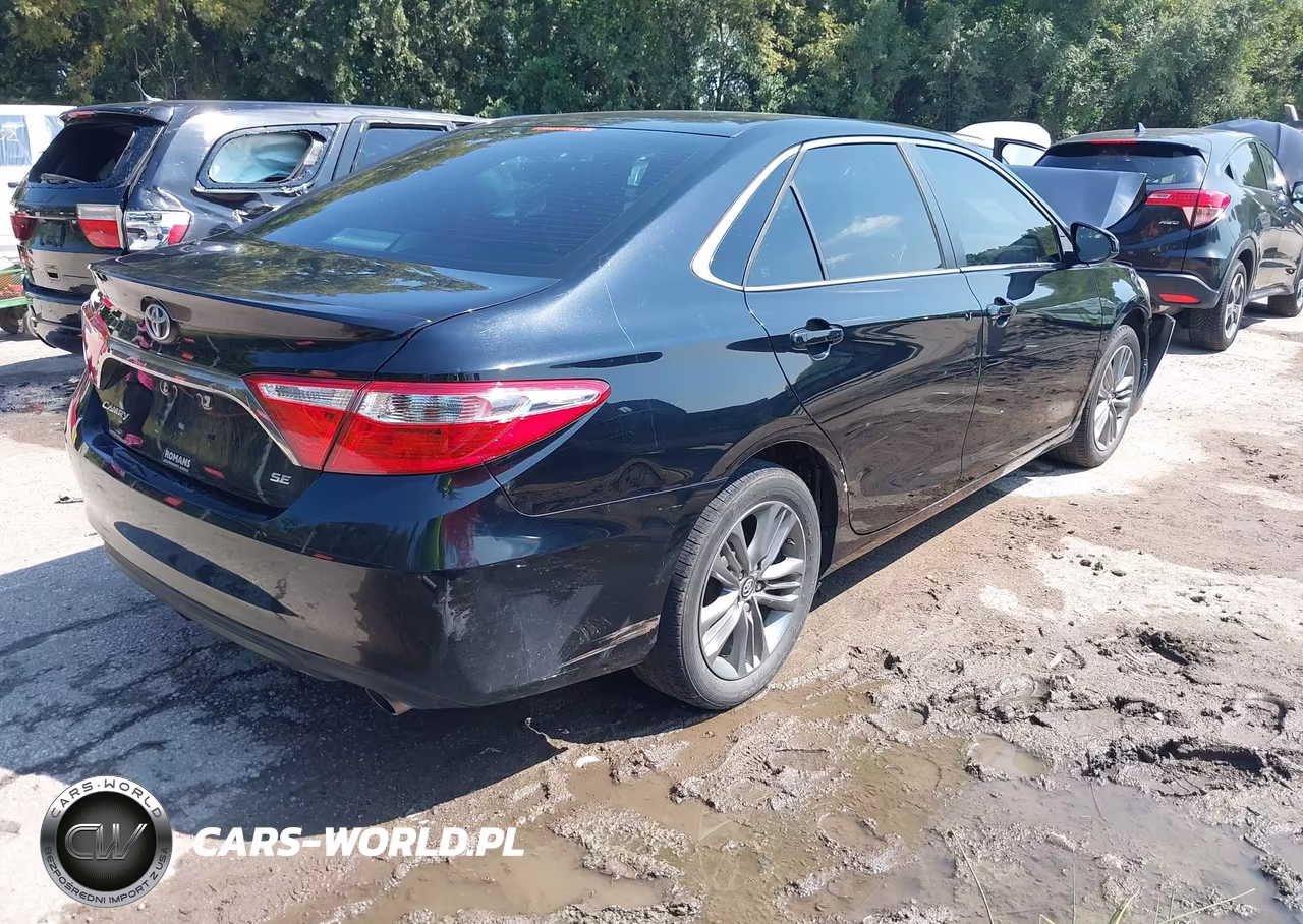 2017 Toyota Camry Se VIN:4T1BF1FK9HU297131 - 4