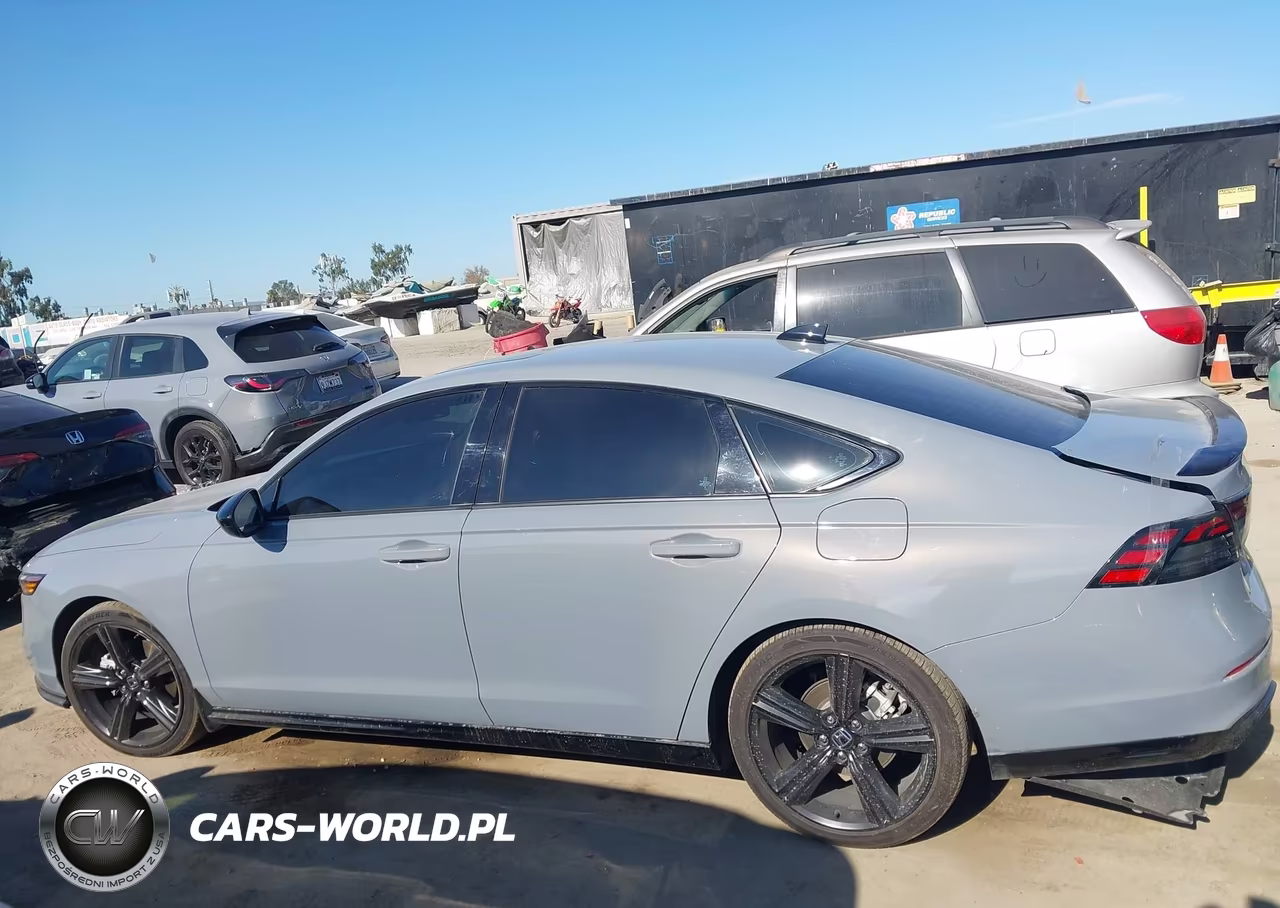 2025 Honda Accord Hybrid Sport-L VIN:1HGCY2F78SA010957 - 14