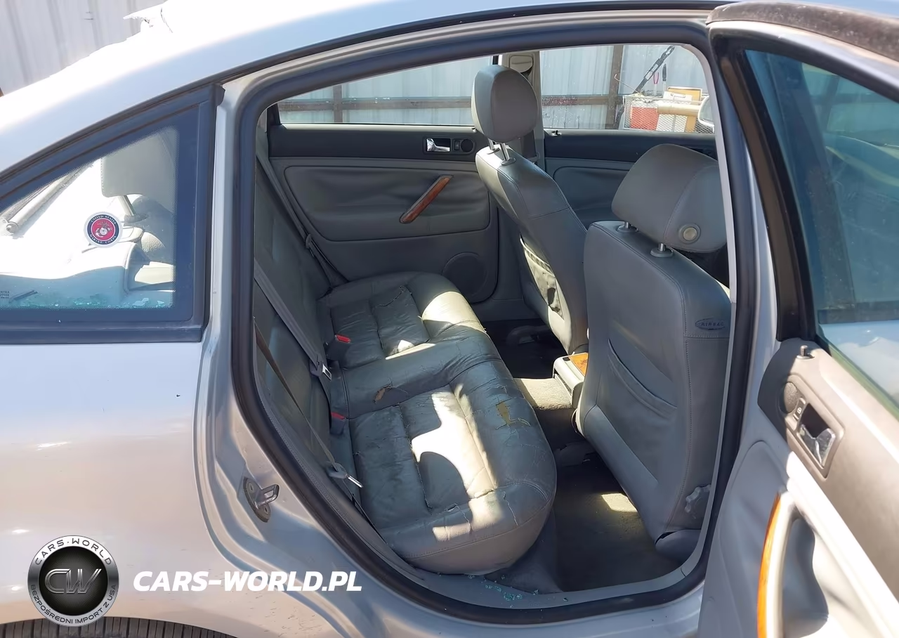 2001 Volkswagen Passat Glx VIN:WVWBH63B71P013824 - 8