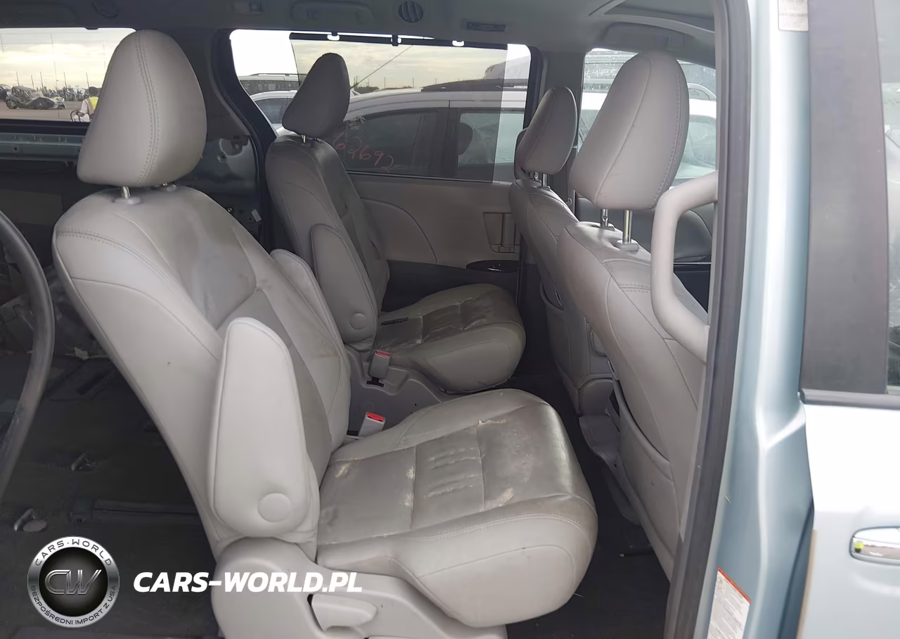 2017 Toyota Sienna Xle 7 Passenger VIN:5TDDZ3DC0HS154732 - 8