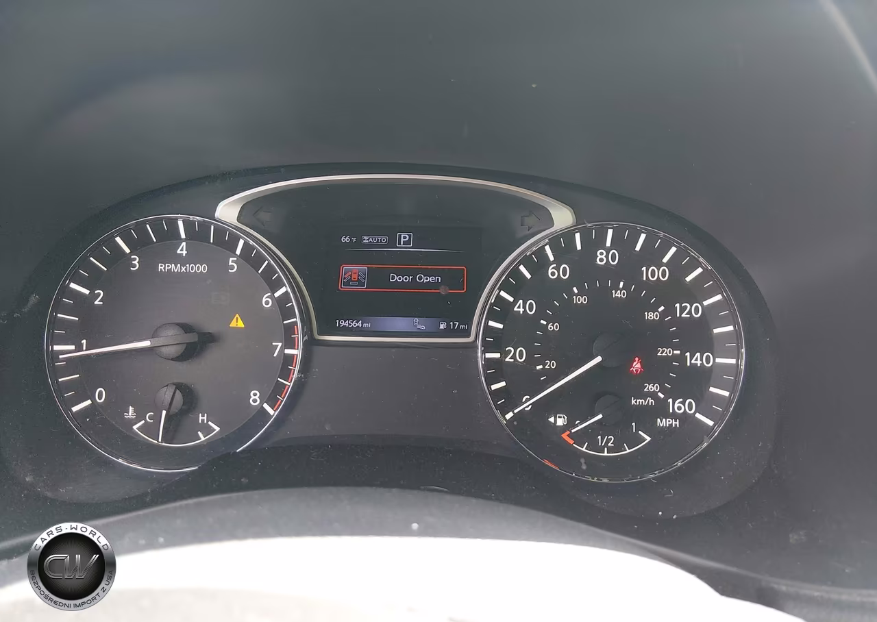 2017 Nissan Pathfinder Sl VIN:5N1DR2MM5HC630506 - 7