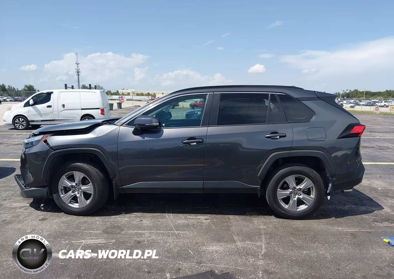 2022 Toyota Rav4 Xle VIN:2T3W1RFV0NC188764 - 13