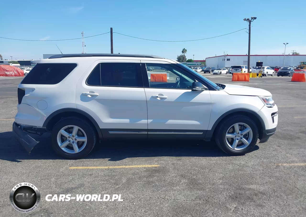 2018 Ford Explorer Xlt VIN:1FM5K7D87JGC72557 - 14