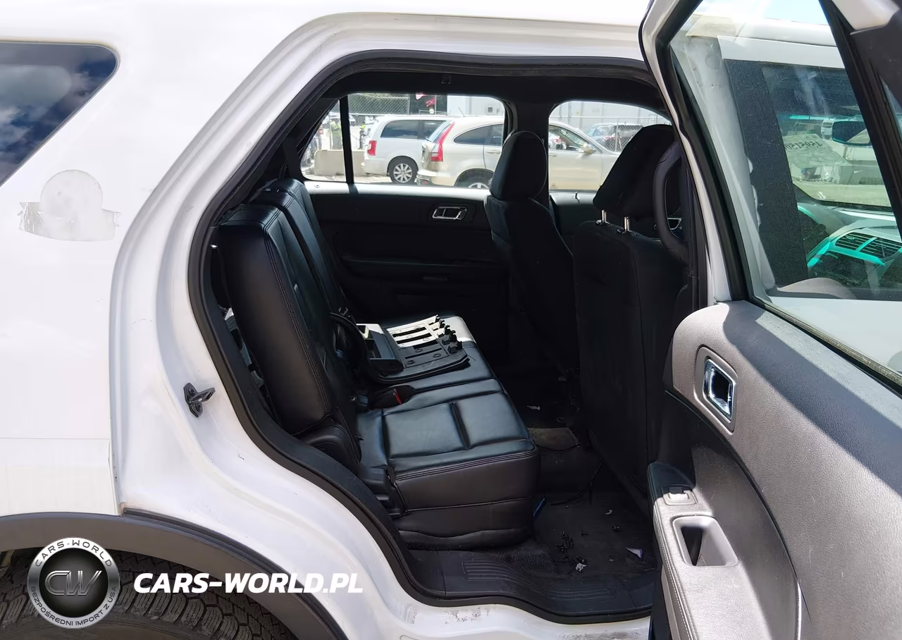2014 Ford Utility Police Interceptor VIN:1FM5K8AR8EGA50442 - 8