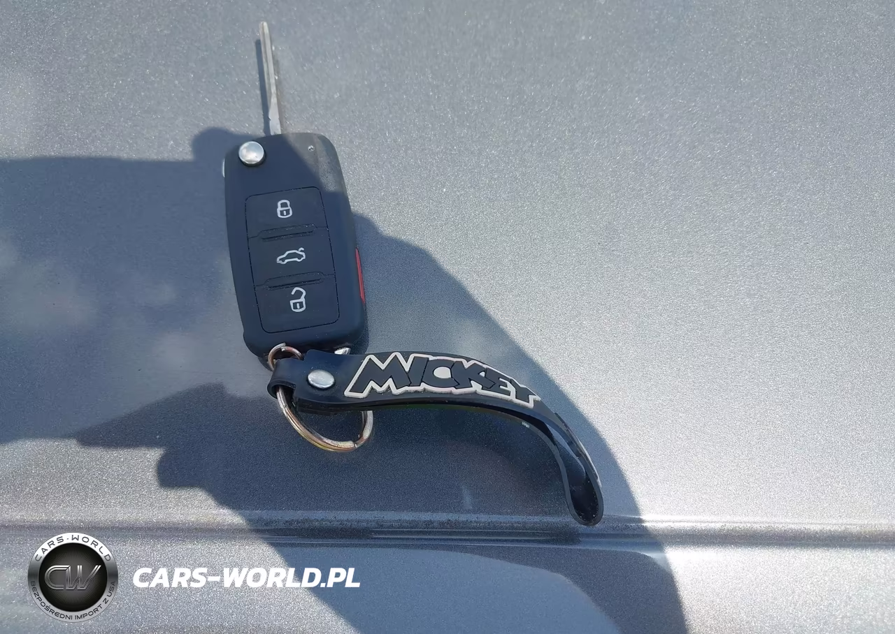 2013 Volkswagen Tiguan S VIN:WVGAV3AX5DW592075 - 11