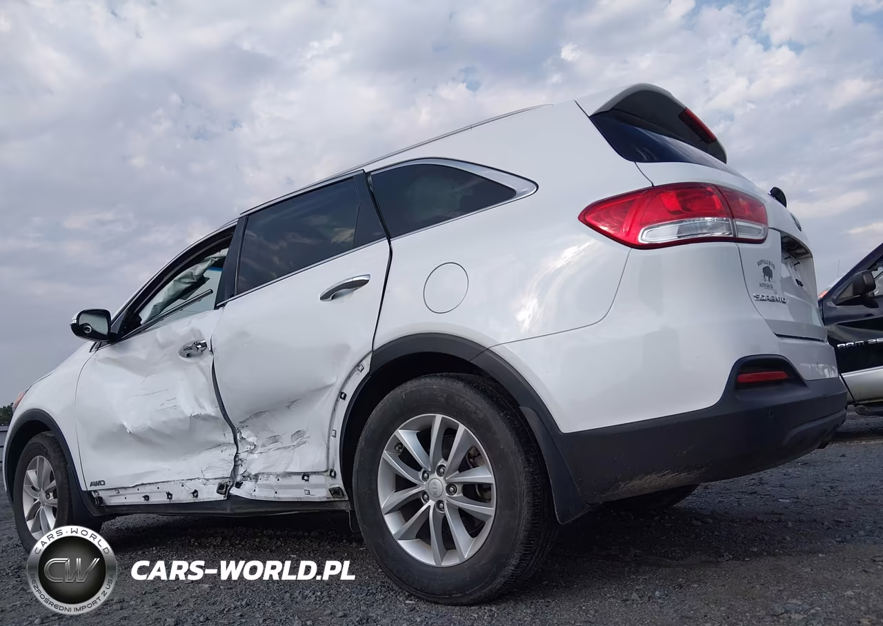 2018 Kia Sorento 2.4L Lx VIN:5XYPGDA35JG428913 - 6