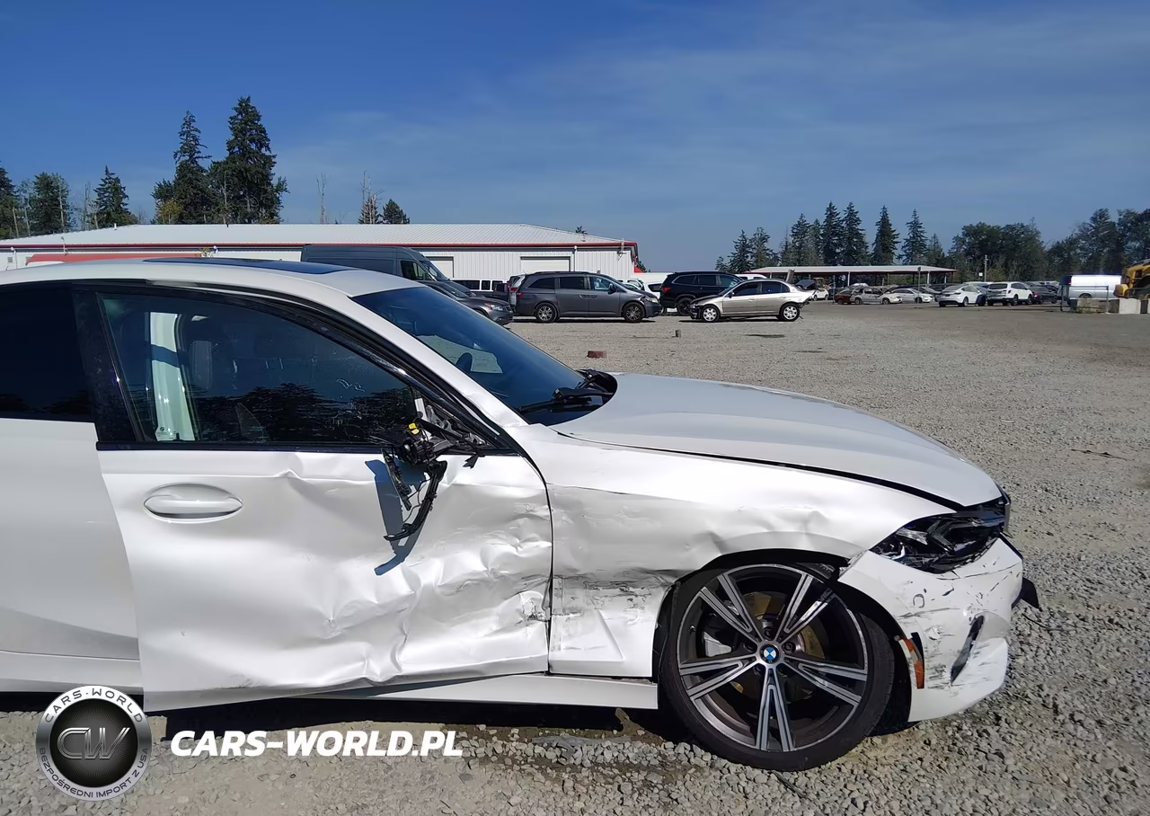 2023 BMW 330I VIN:3MW69FF04P8D75140 - 6