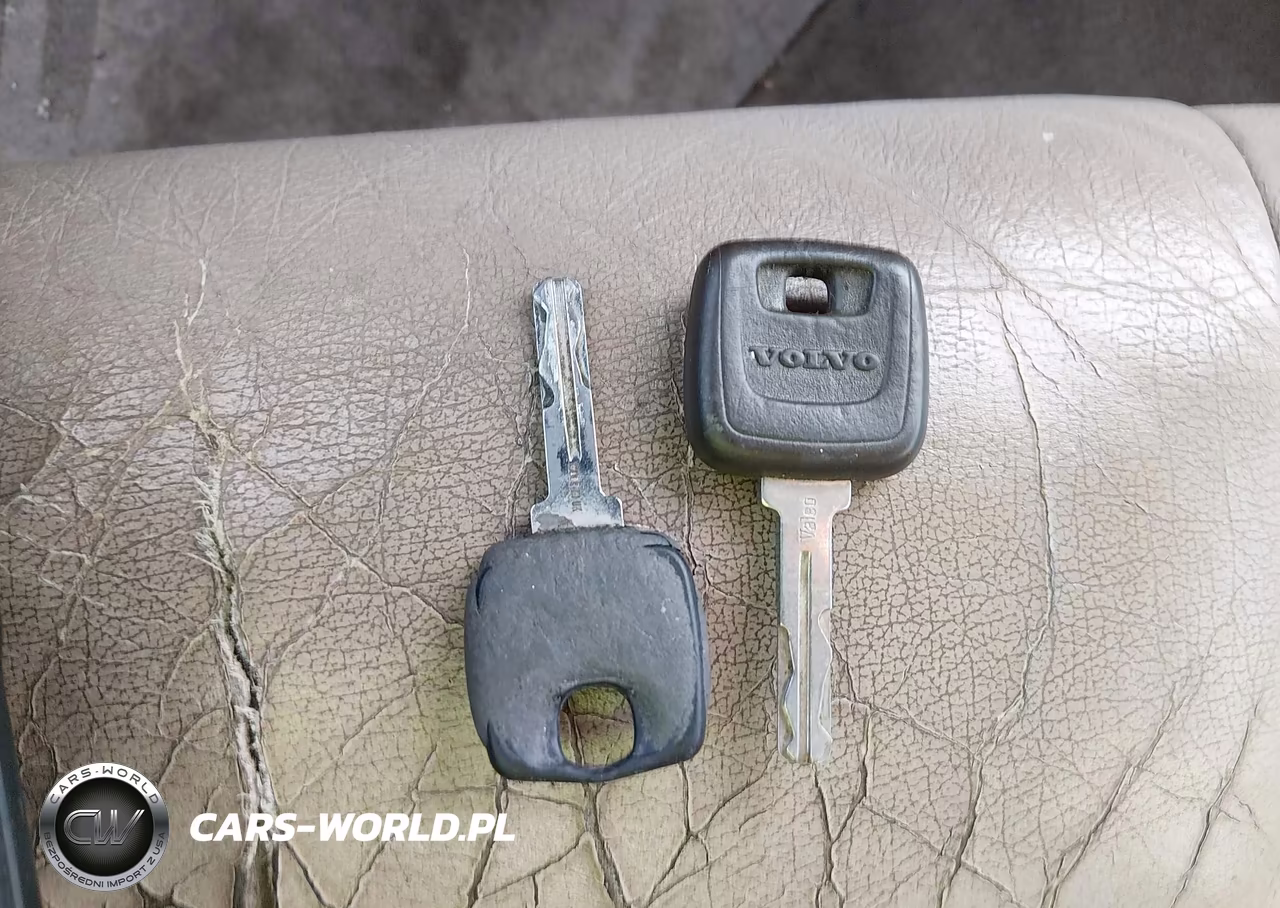 2000 Volvo S70 Se VIN:YV1LS61J0Y2660082 - 11