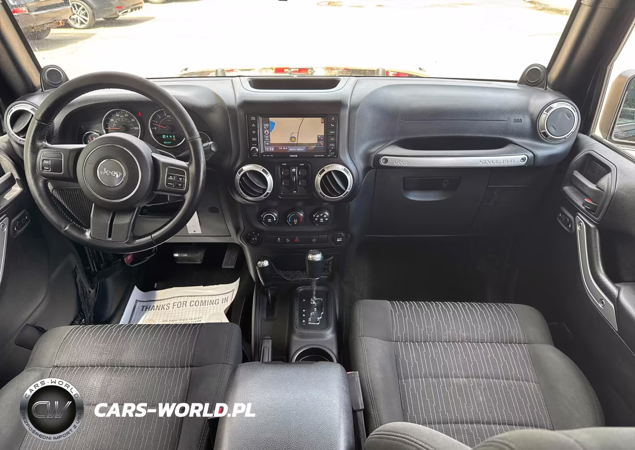 2012 Jeep Wrangler Unlimited Sahara VIN:1C4BJWEG7CL100646 - 6