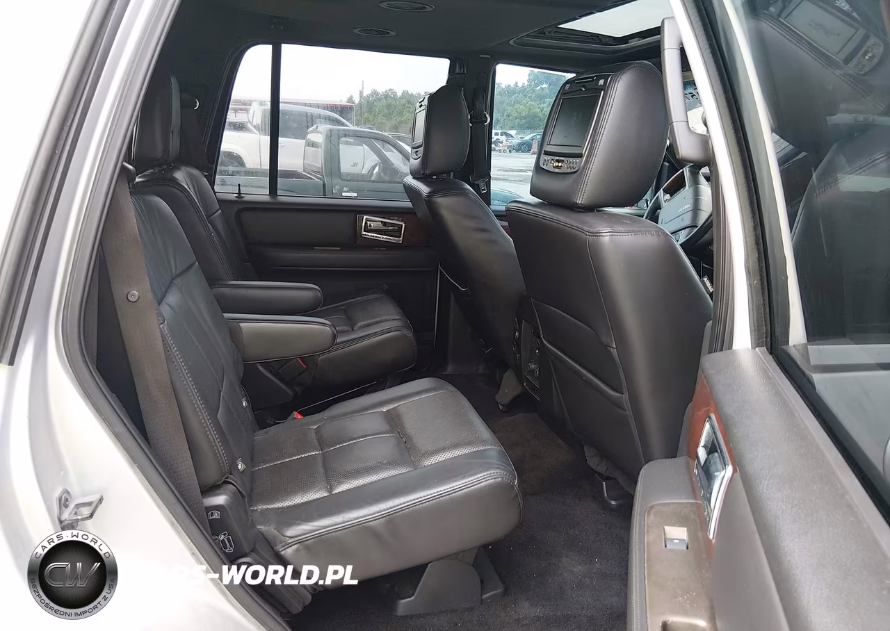 2014 Lincoln Navigator VIN:5LMJJ2H5XEEL06462 - 8