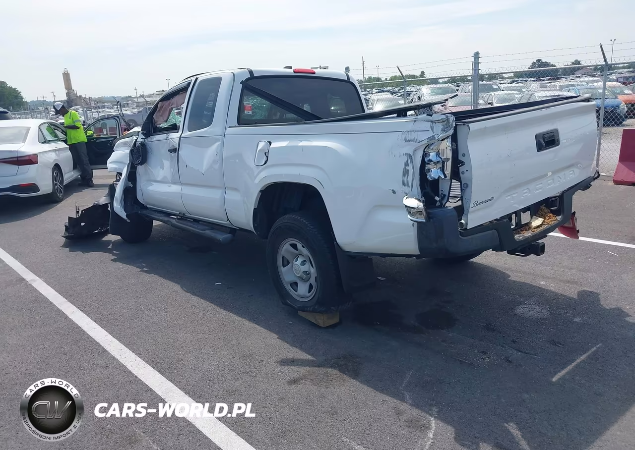 2017 Toyota Tacoma Sr VIN:5TFRX5GN0HX098869 - 3