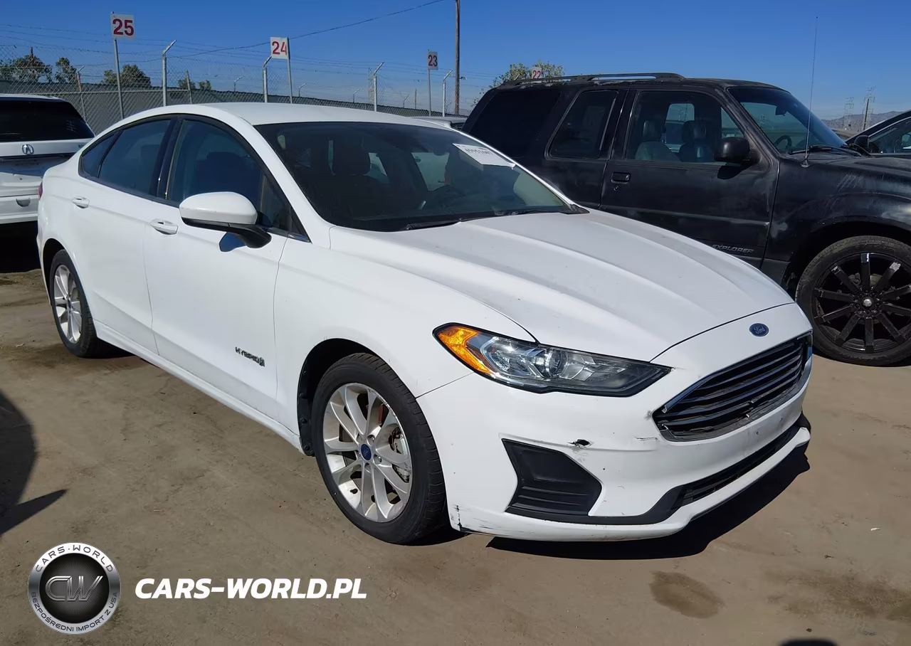 2019 Ford Fusion Hybrid Se – zdjęcie 1 z 16