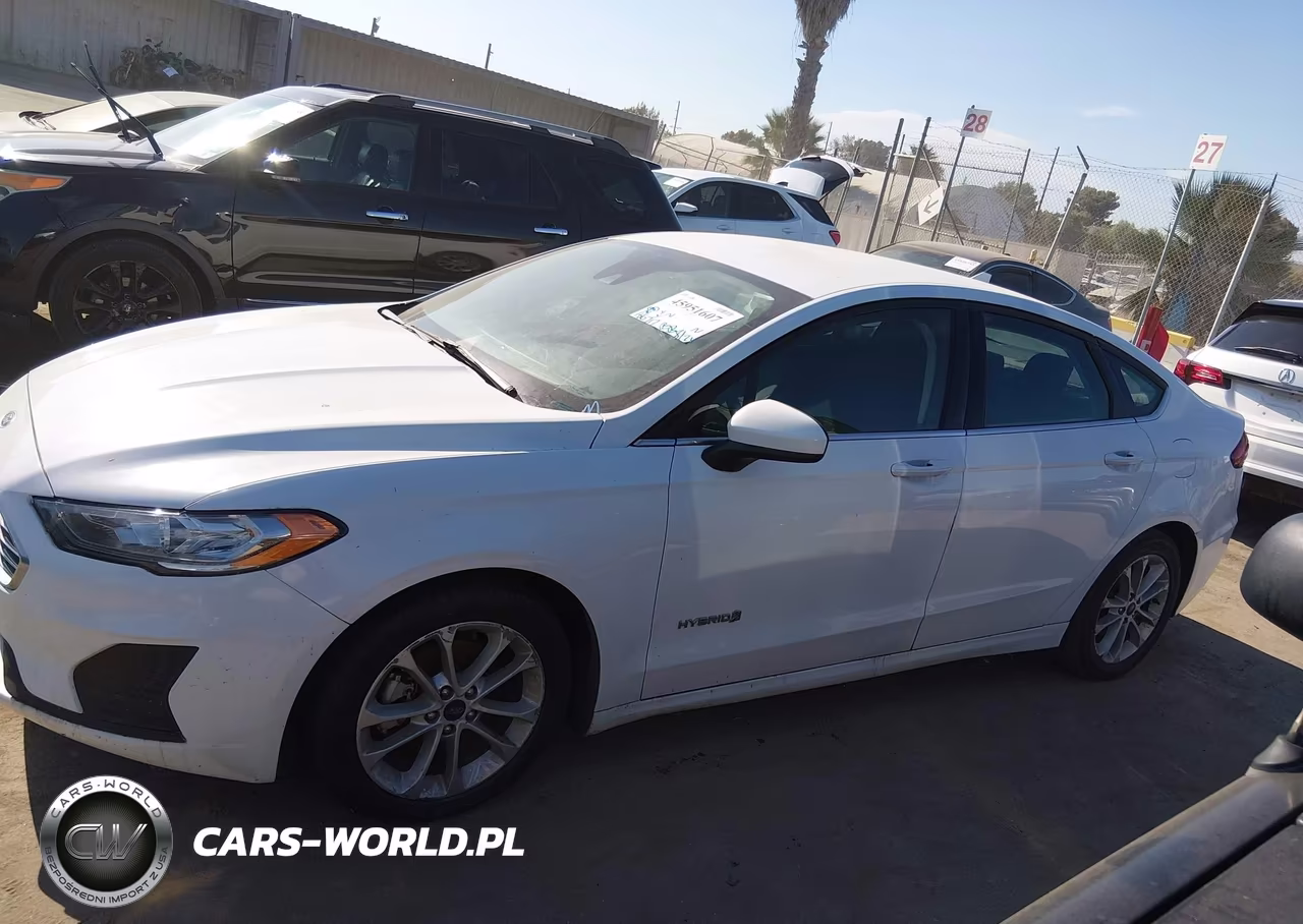 2019 Ford Fusion Hybrid Se VIN:3FA6P0LU3KR261782 - 14