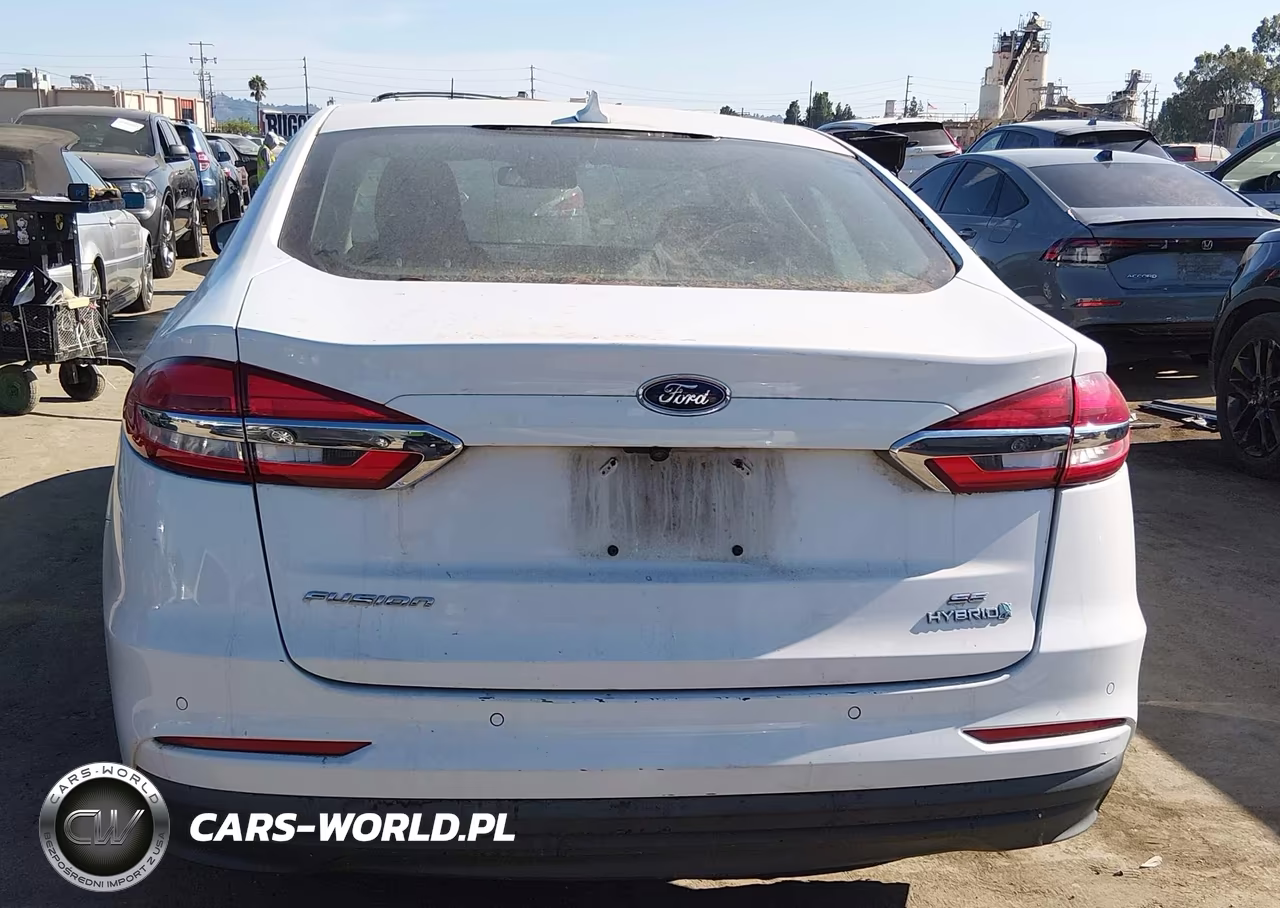 2019 Ford Fusion Hybrid Se VIN:3FA6P0LU3KR261782 - 16