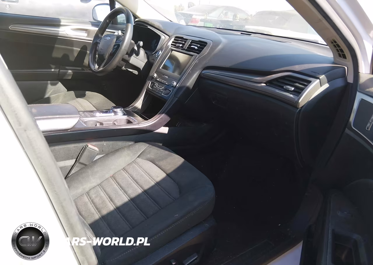 2019 Ford Fusion Hybrid Se VIN:3FA6P0LU3KR261782 - 5
