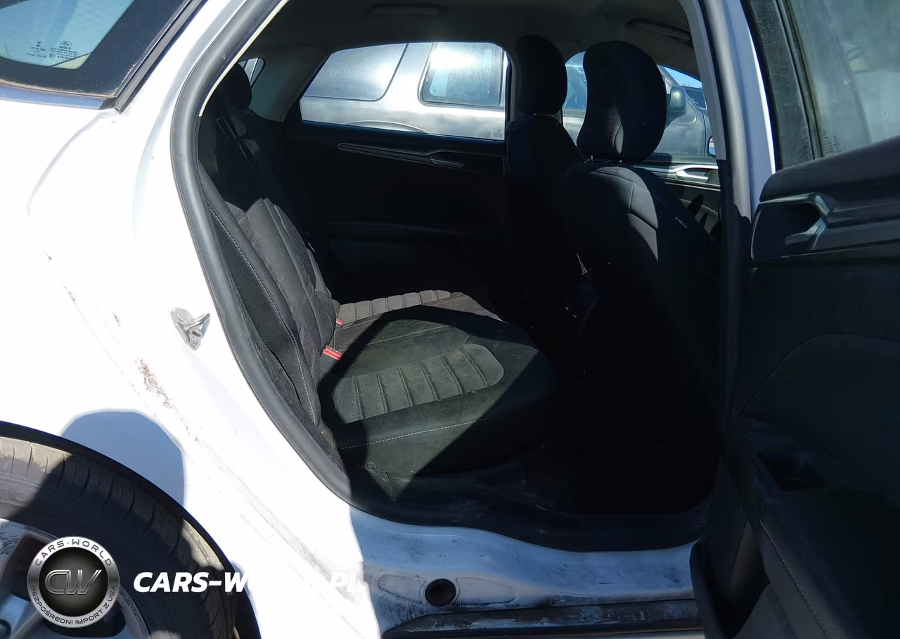2019 Ford Fusion Hybrid Se VIN:3FA6P0LU3KR261782 - 8