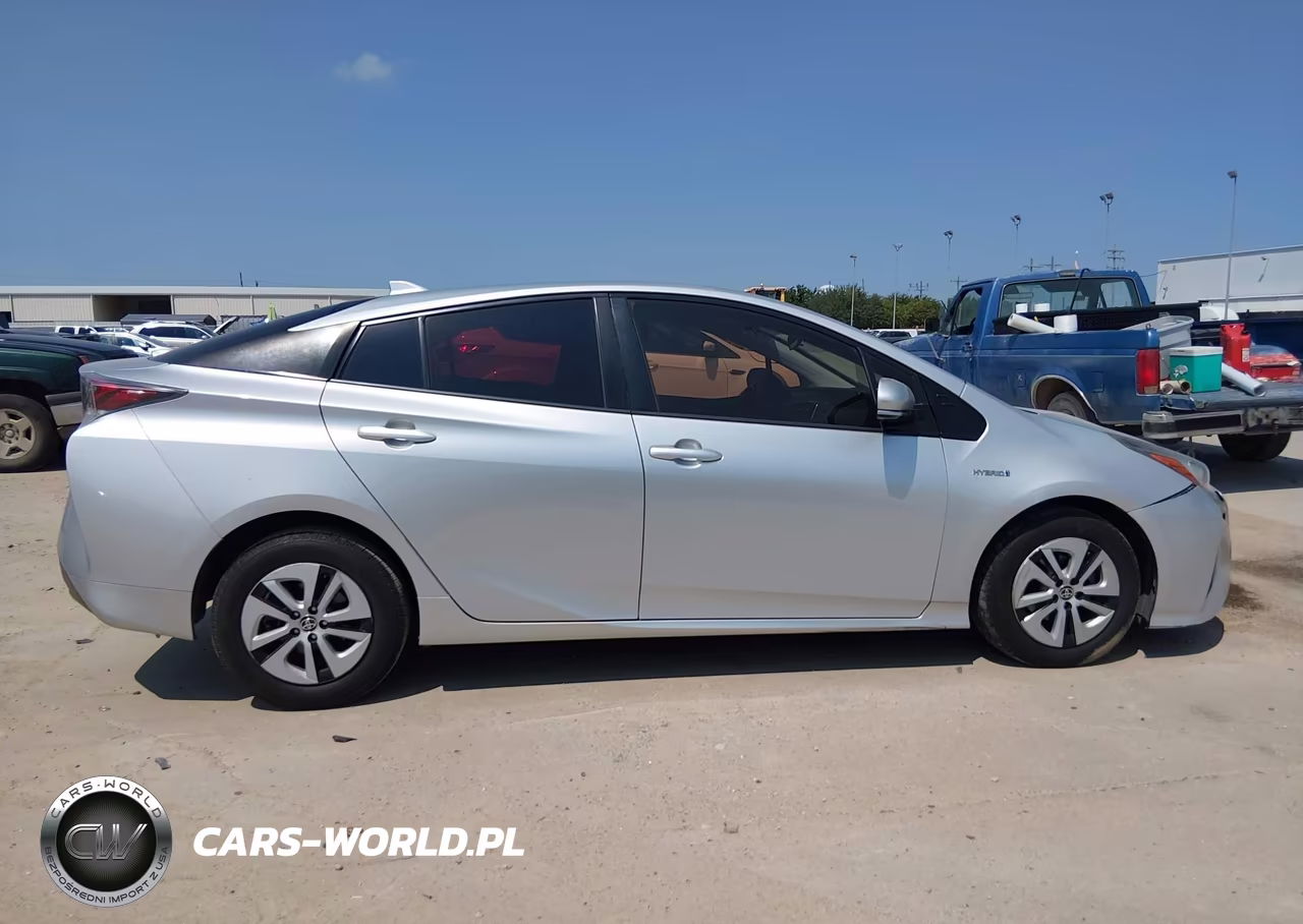 2016 Toyota Prius Three VIN:JTDKARFU5G3026039 - 13