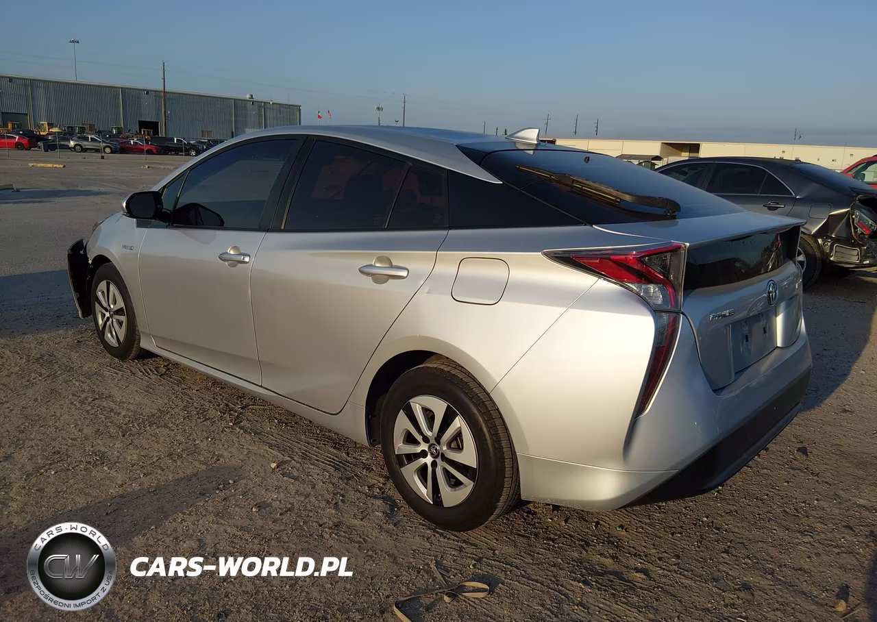 2016 Toyota Prius Three VIN:JTDKARFU5G3026039 - 3