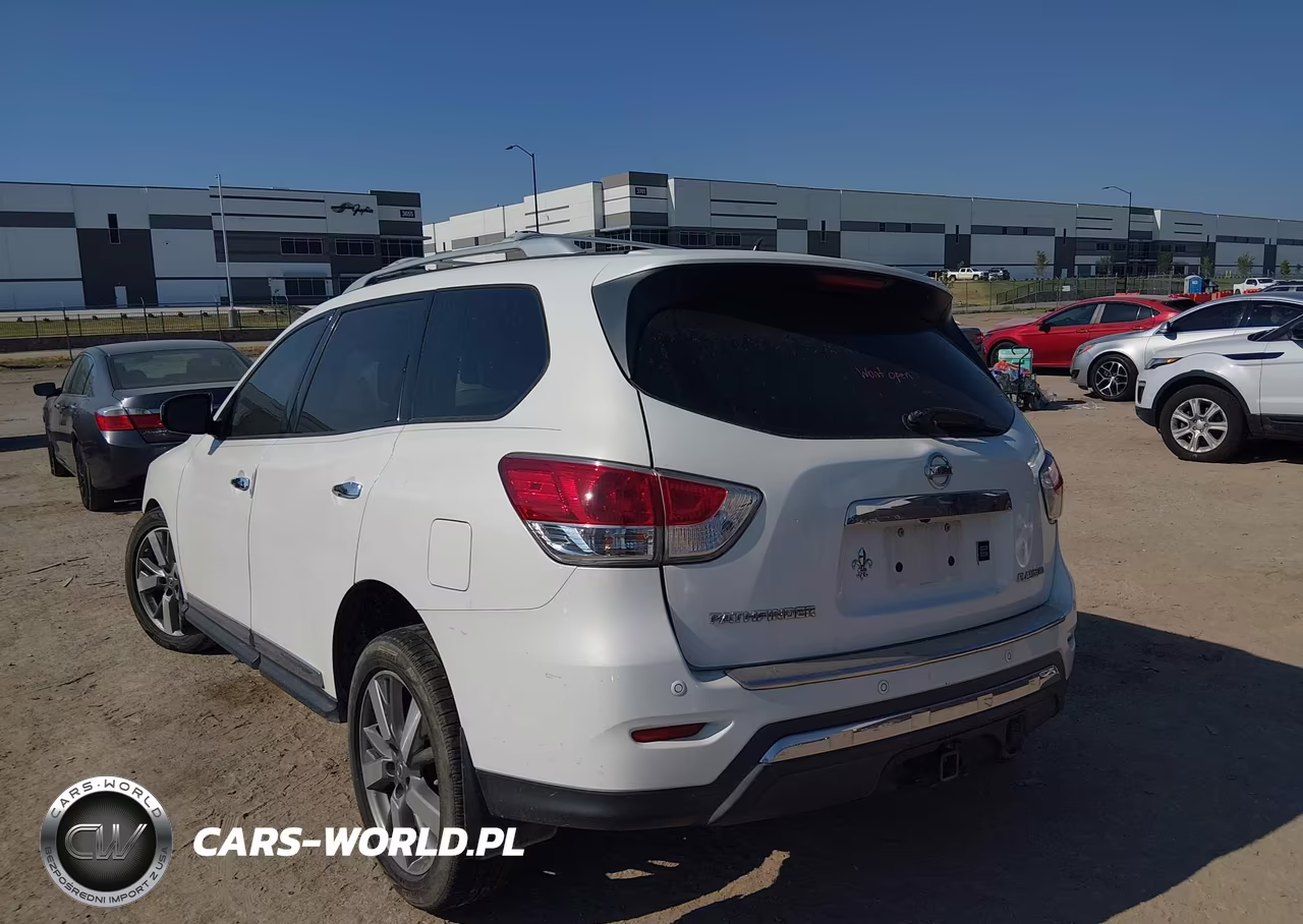 2013 Nissan Pathfinder Platinum VIN:5N1AR2MN6DC667649 - 3