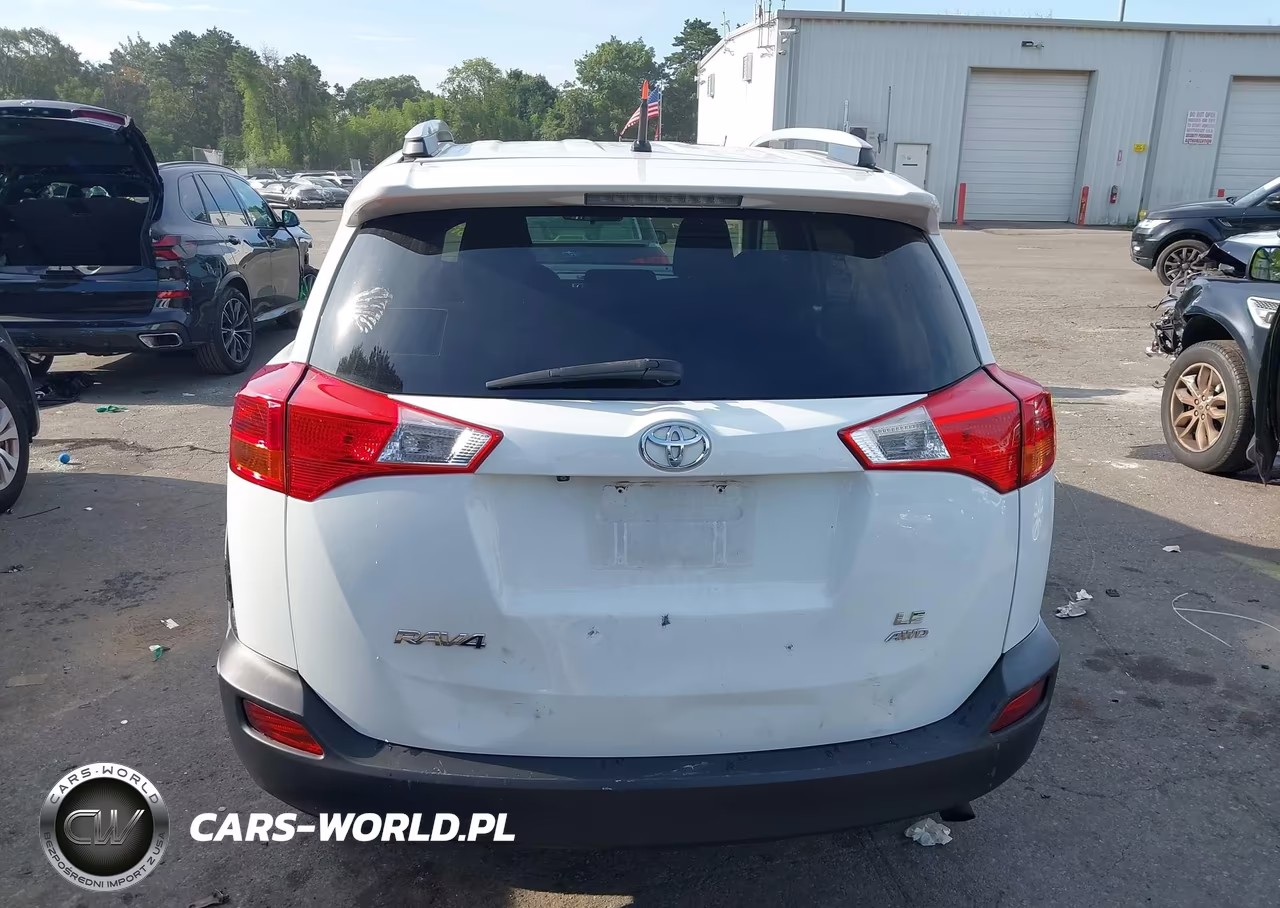 2015 Toyota Rav4 Le VIN:2T3BFREV8FW356023 - 16